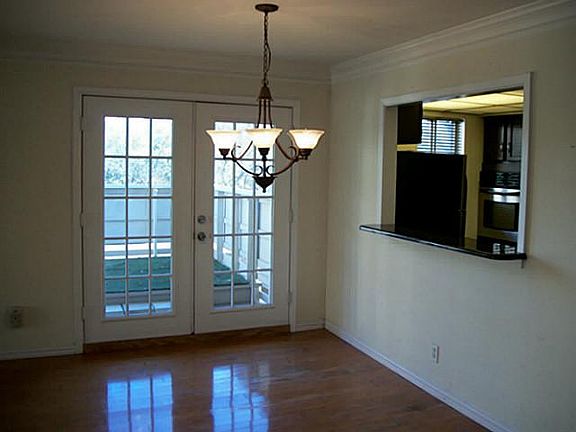 5th image of 2525 Turtle Creek Blvd APT 516