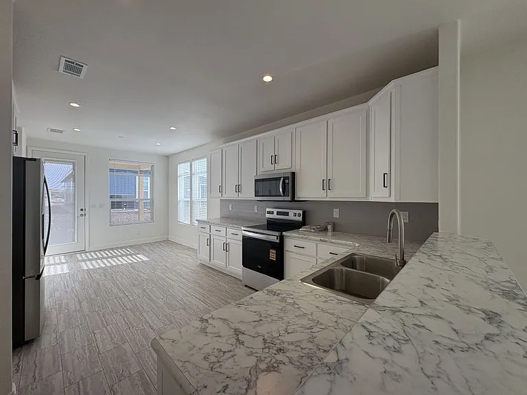 3301 S Goldfield Rd #5114 — Photo 2