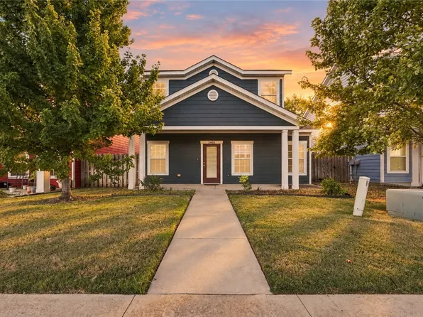 2402 SW Juniper Ave, Bentonville, AR 72713