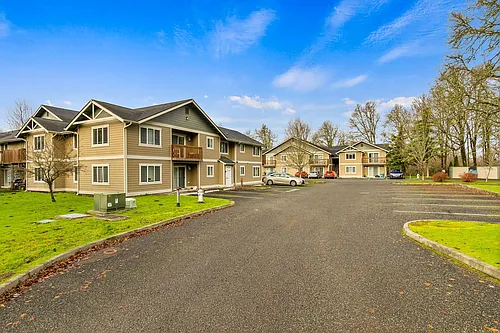 The Perfect Blend of Recreation and Relaxation at Fairway Oaks Photo 1