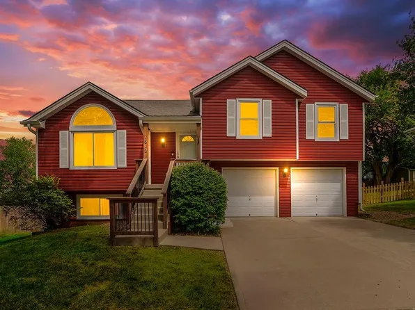 1612 Roberta Dr, Raymore, MO 64083