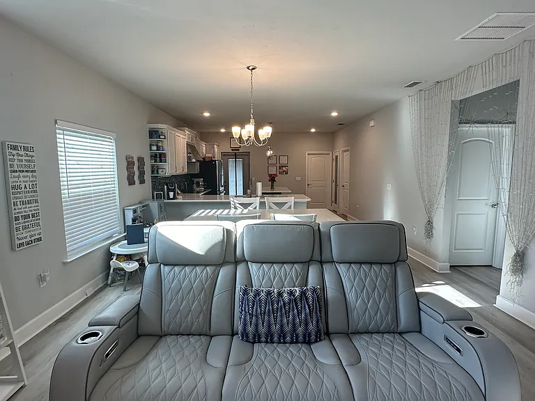 9418 SW 68th Ln — Photo 2