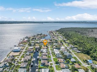 5819 SW 1st Pl, Cape Coral, FL 33914
