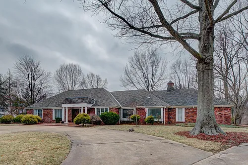 10490 Frontenac Woods Ln Photo 1