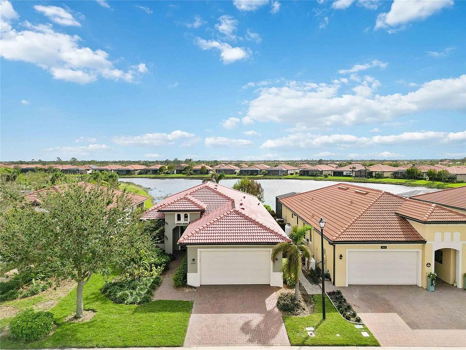 1st image of 10637 Corkwood Ct