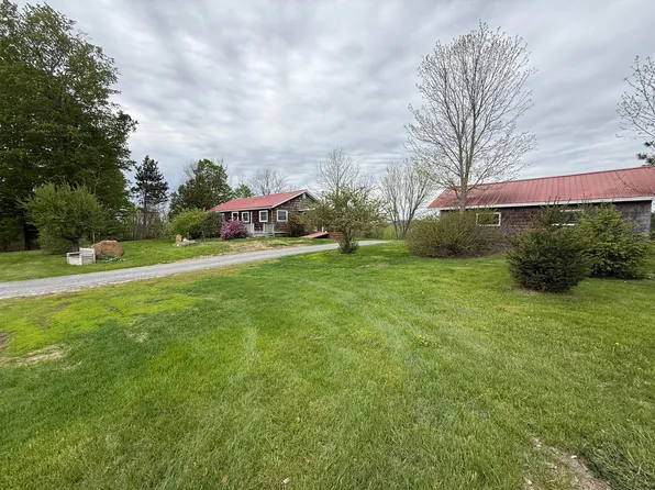 282 N Parish Road, Turner, ME 04282