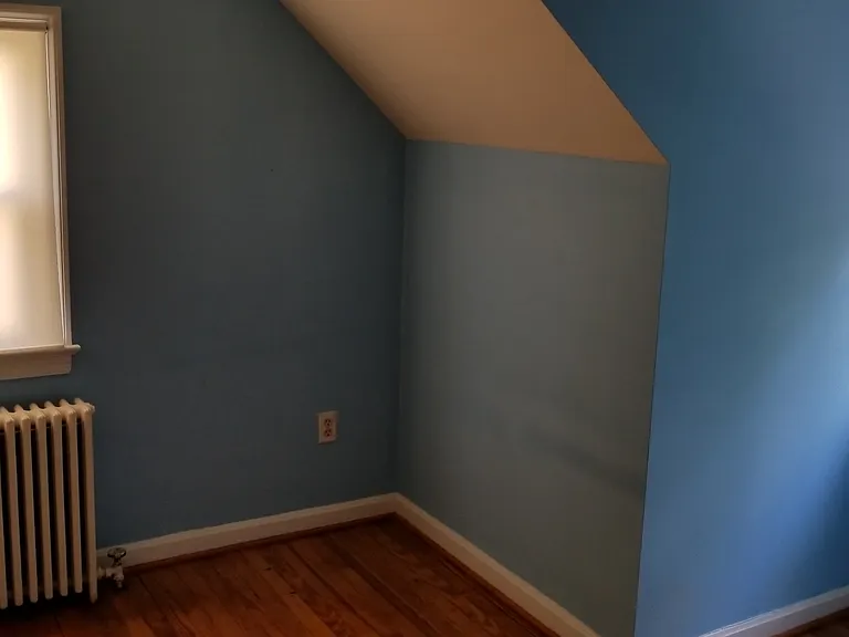 146 S Barton St — Photo 12
