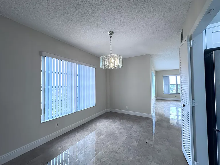 10777 W Sample Rd #714 — Photo 4