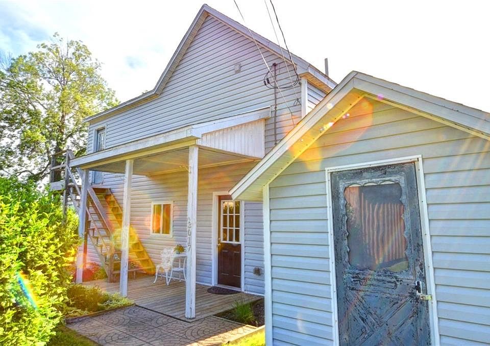 1st image of 3017 Jamestown Ave