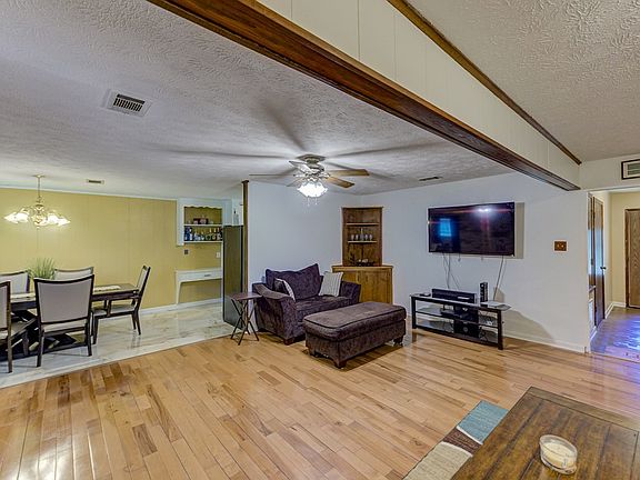 4th image of 103 Bottino Dr
