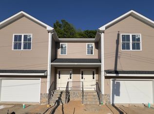 7A Woodlawn Ave, Ansonia, CT 06401