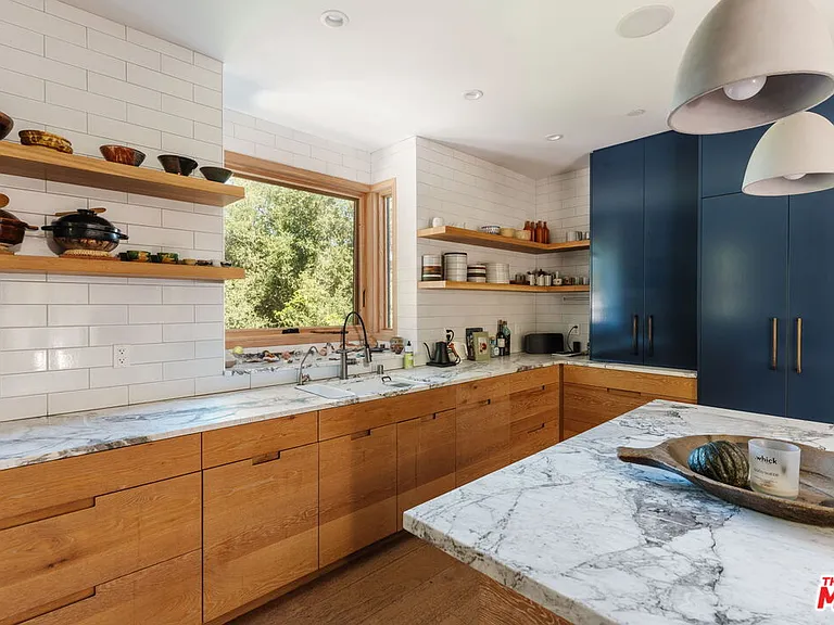 1149 Old Topanga Canyon Rd — Photo 15