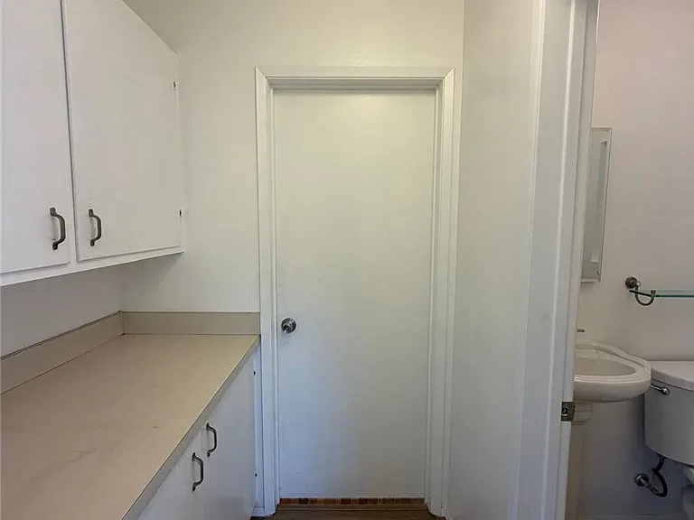 5937 Sultana Ave — Photo 9