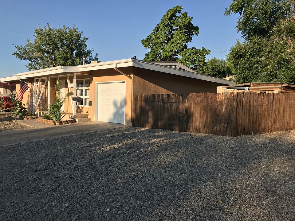 1st image of 3109 Crestridge Dr