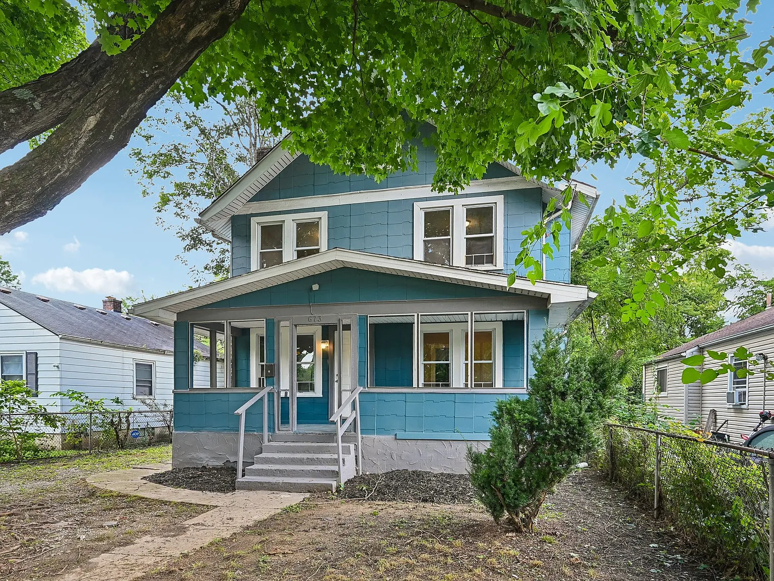 3 bed, 1028 sqft, $1,650 — Photo 3