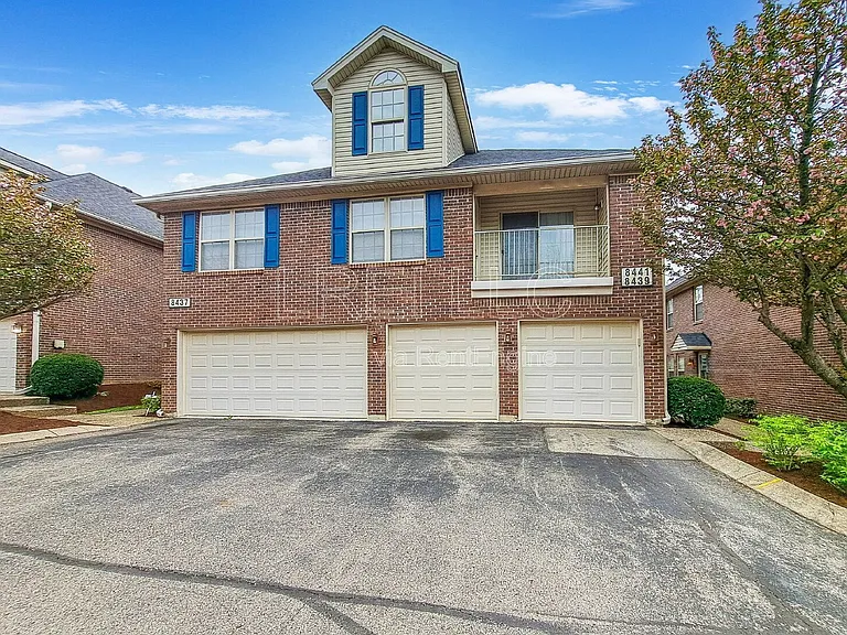 8439 Grand Trevi Dr — Photo 1
