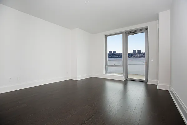 Rented by BLU Real Estate | media 19