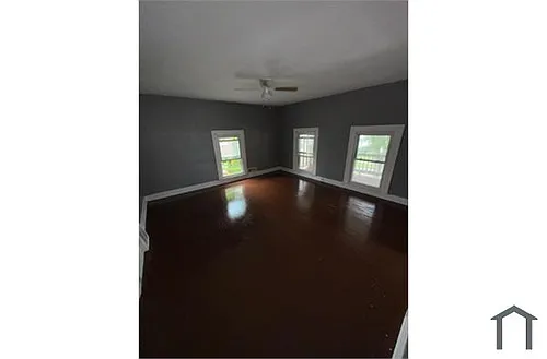 1312 N Church St Photo 1