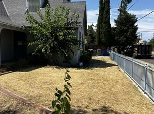 4745 E Illinois Ave, Fresno, CA 93702