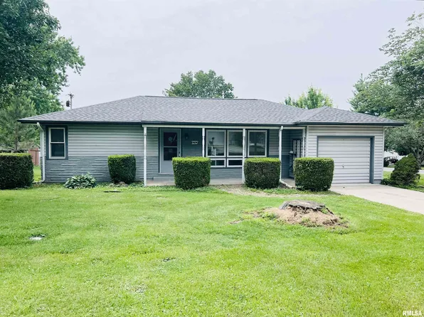 326 N Fly Ave, Goreville, IL 62939