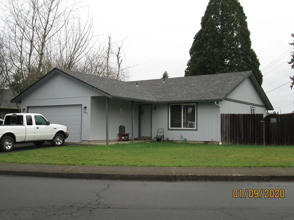 8401 NE 160th Ave