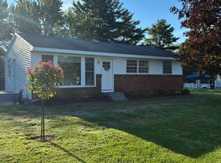 18 Walter Road, Troy, NY 12180