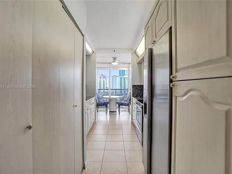 19667 Turnberry Way #9B — Photo 29
