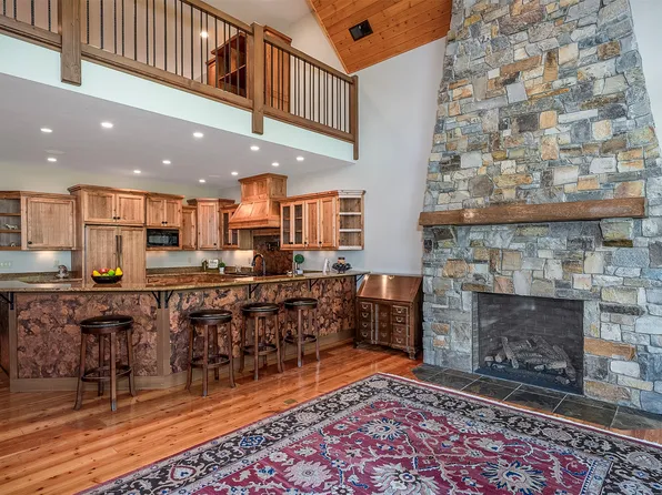 1034 Mountain Park Dr #B, Whitefish, MT 59937