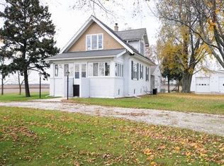 4303 E Sandwich Rd, Sandwich, IL 60548