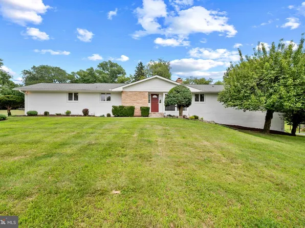 4037 Crescent Rd, Ellicott City, MD 21042