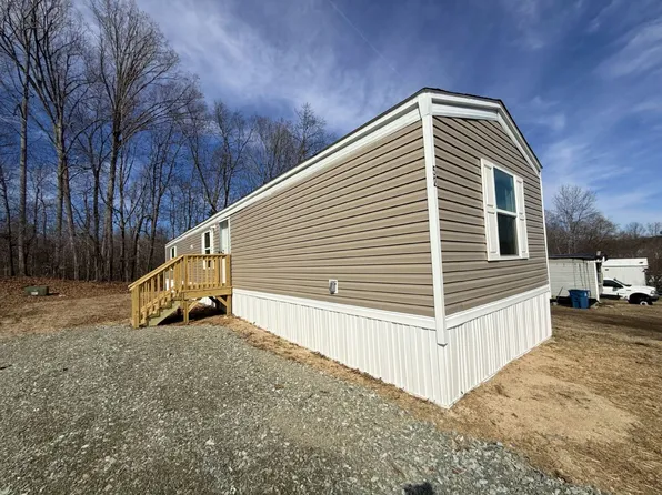 751 Kernodle Ln #52, Graham, NC 27253