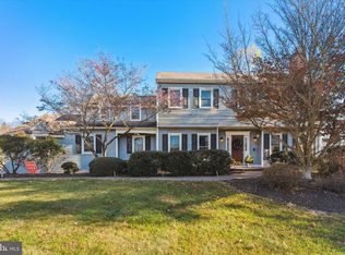 5 Emerald Ct, Newtown, PA 18940