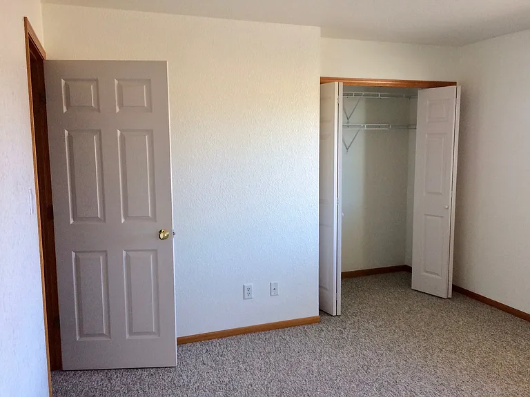 1736 Fetterman Dr #4 — Photo 7