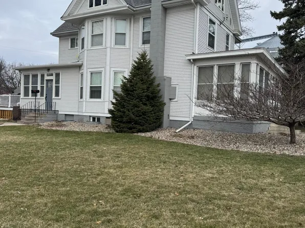 (undisclosed Address), Olivia, MN 56277