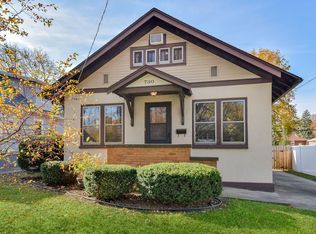 730 Wilder St, Aurora, IL 60506