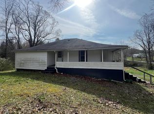 5981 Paint Creek Rd, Scarbro, WV 25917