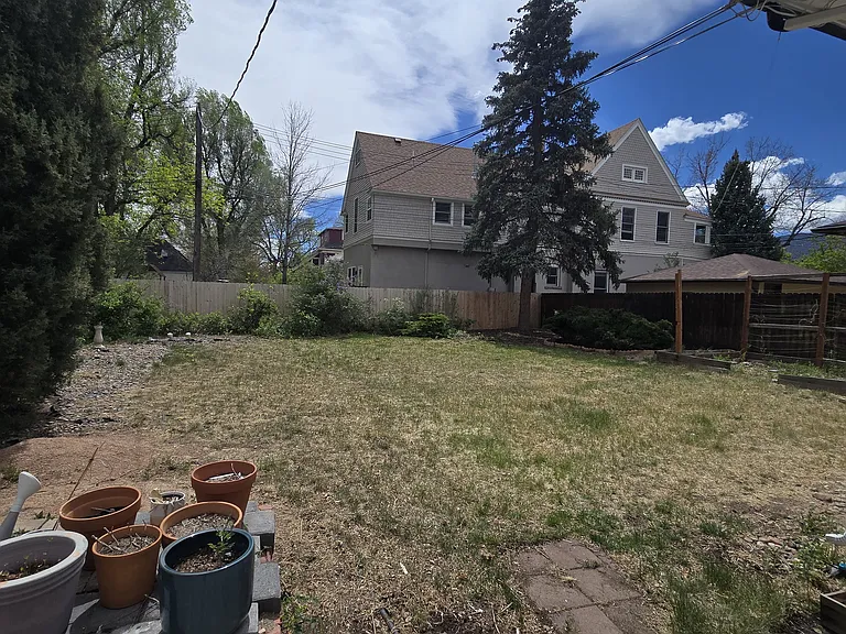 109 E Caramillo St — Photo 13