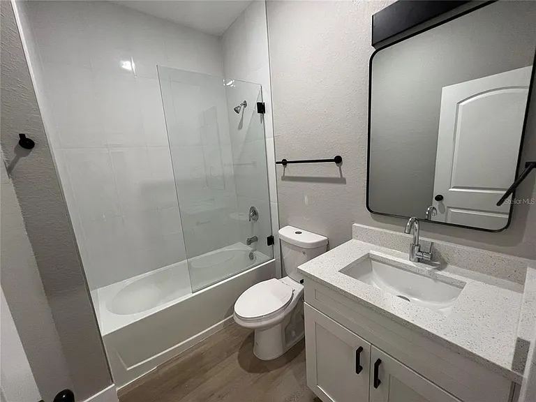 12128 Henley Ave — Photo 9