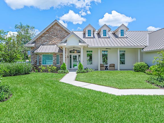 5th image of 1464 Stallion Drive