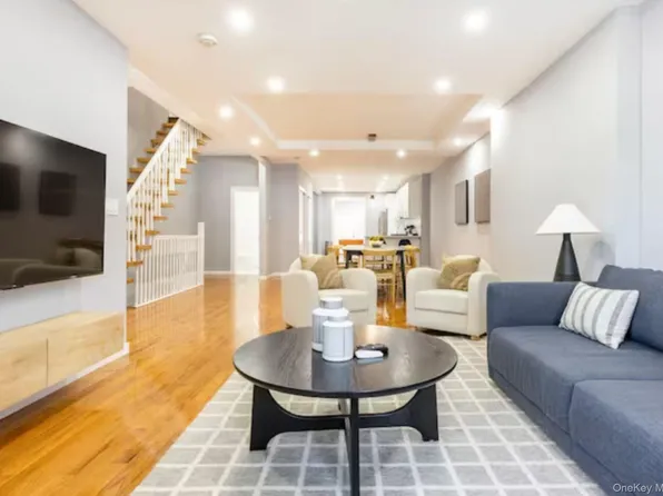 107 Utica, Brooklyn, NY 11213
