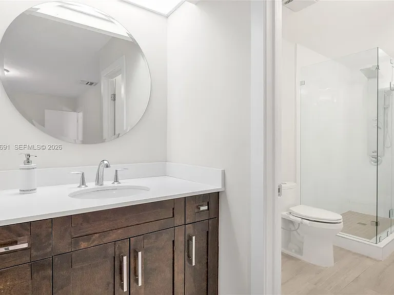 3056 Shipping Ave #2 — Photo 30