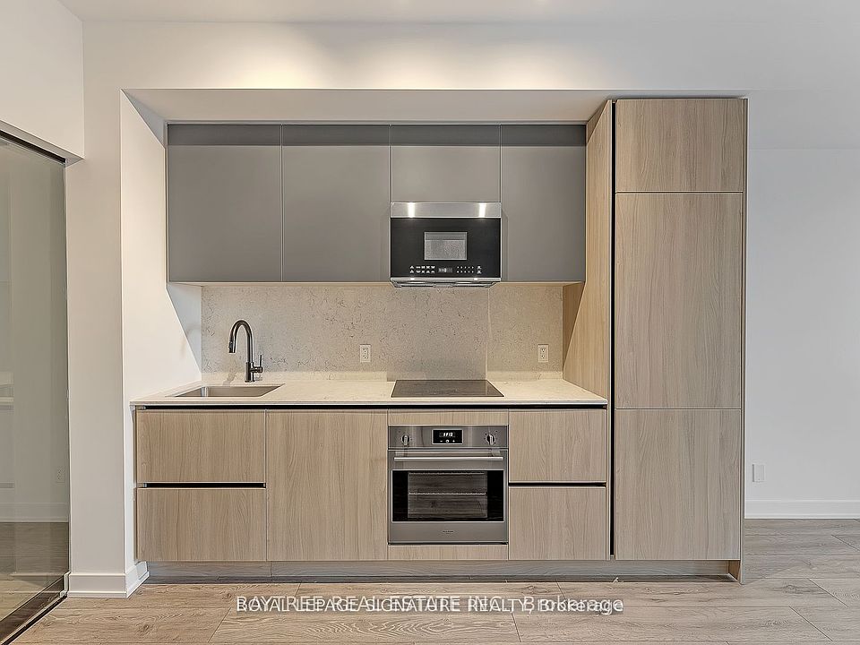 1st image of 108 Peter St #3001