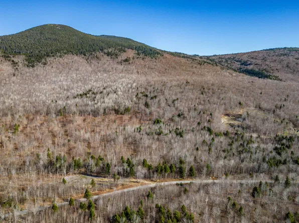 54 Glades View Avenue, Newry, ME 04261