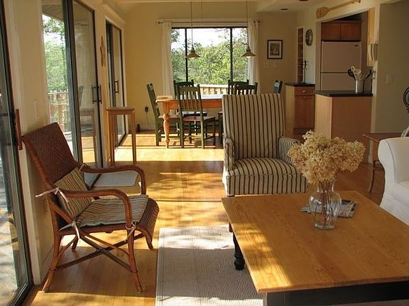 Main House - Living/Dining