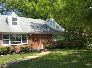 8722 Glenwood Dr, Saint Louis, MO