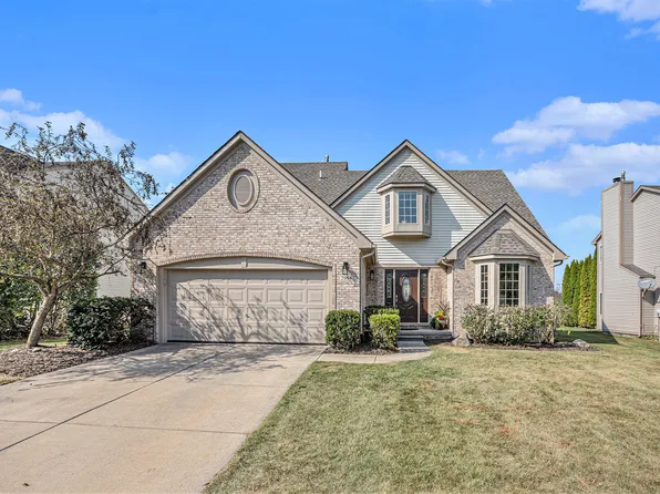 2955 Mystic Dr, Ann Arbor, MI 48103