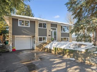 204 Cedarbrae Ave, Waterloo, ON N2L 4S5