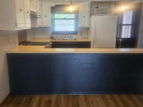 4th image of 2286 28th Ave SW APT 203