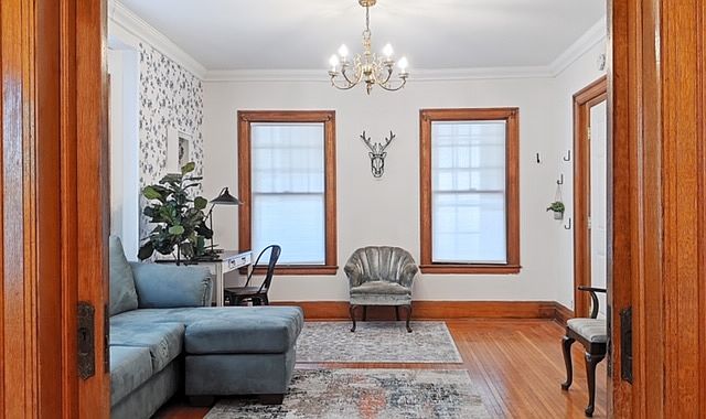 1st image of 851 Richmond Ave #L