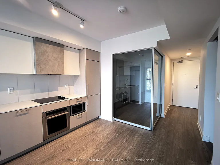 19 Western Battery Rd #1908 — Photo 3